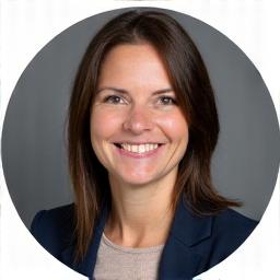 Dr. Alexandra Thompson